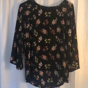 3/4 length floral blouse